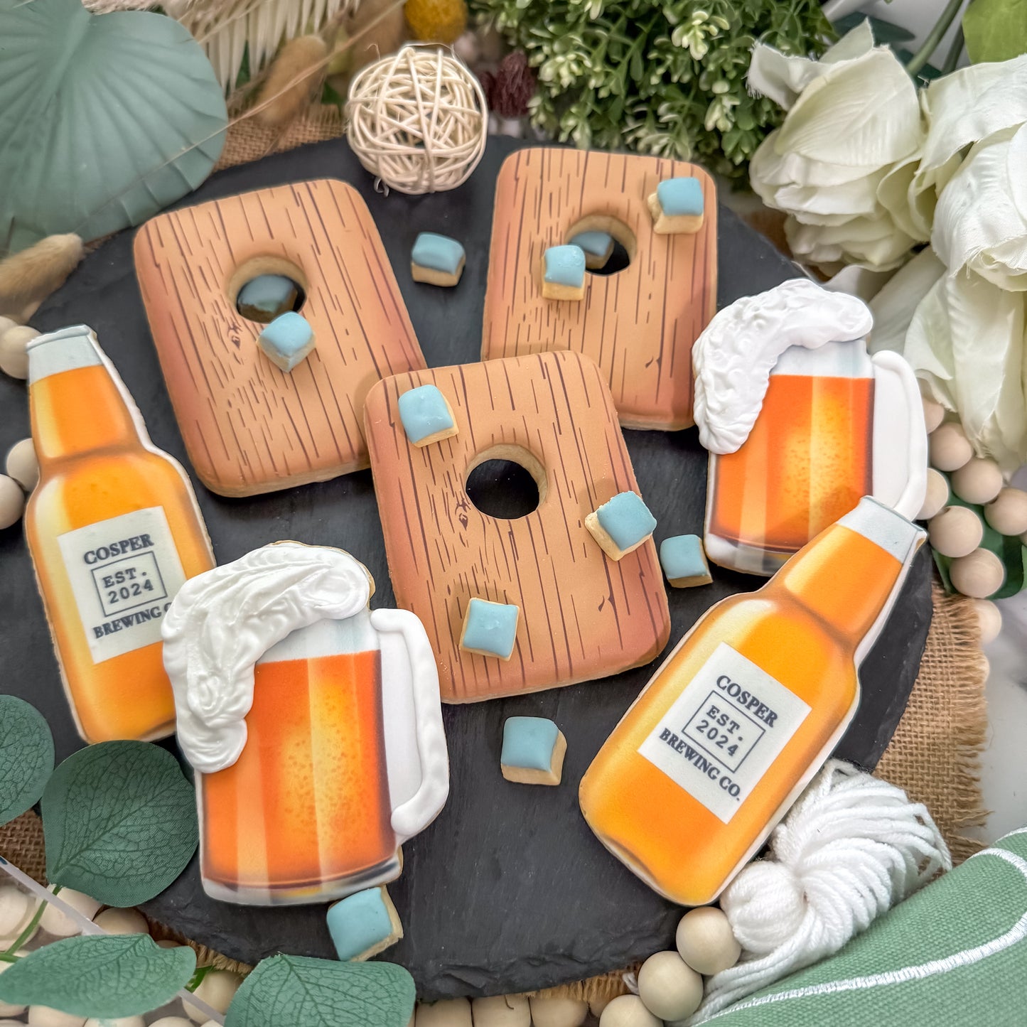 Branded Beer &
Wood Plank
Sugar Cookies