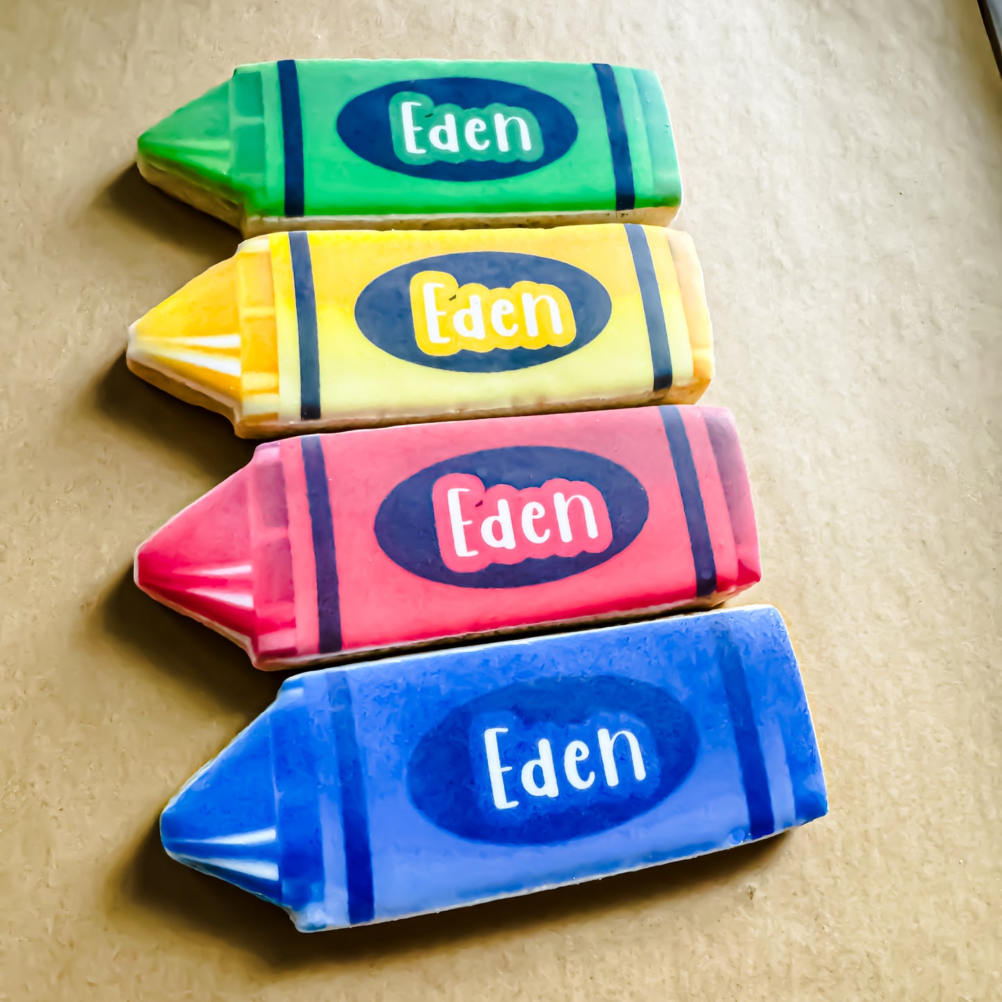 Personalized
Crayon
Sugar Cookies