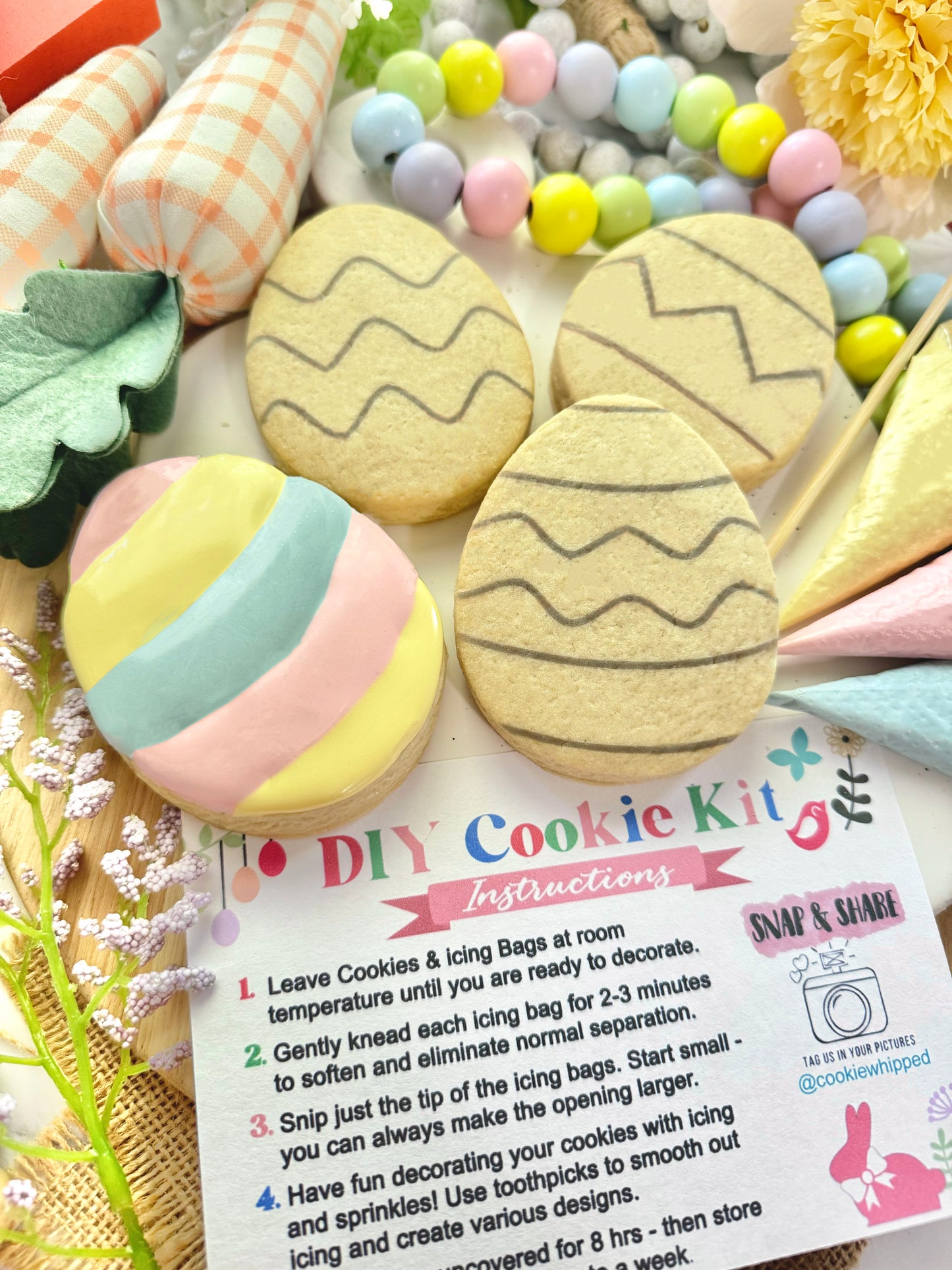 Easter Egg DIY
Cookie Decorating
Kit with Instructions