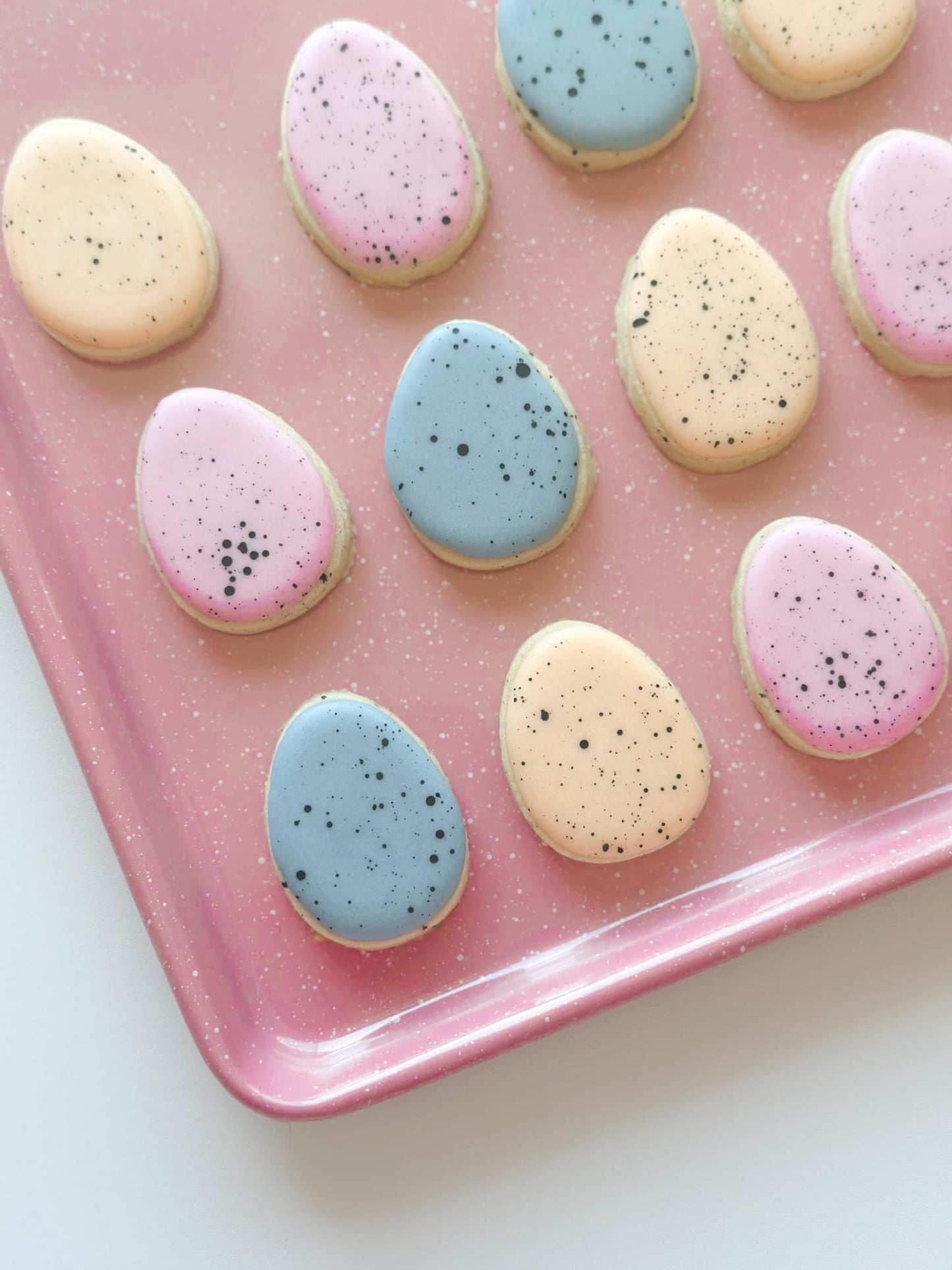 Speckled Easter
Egg Sugar
Cookies