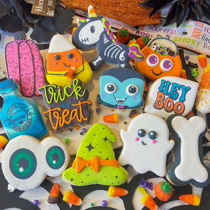 Detailed Halloween 
Character Sugar Cookie Set