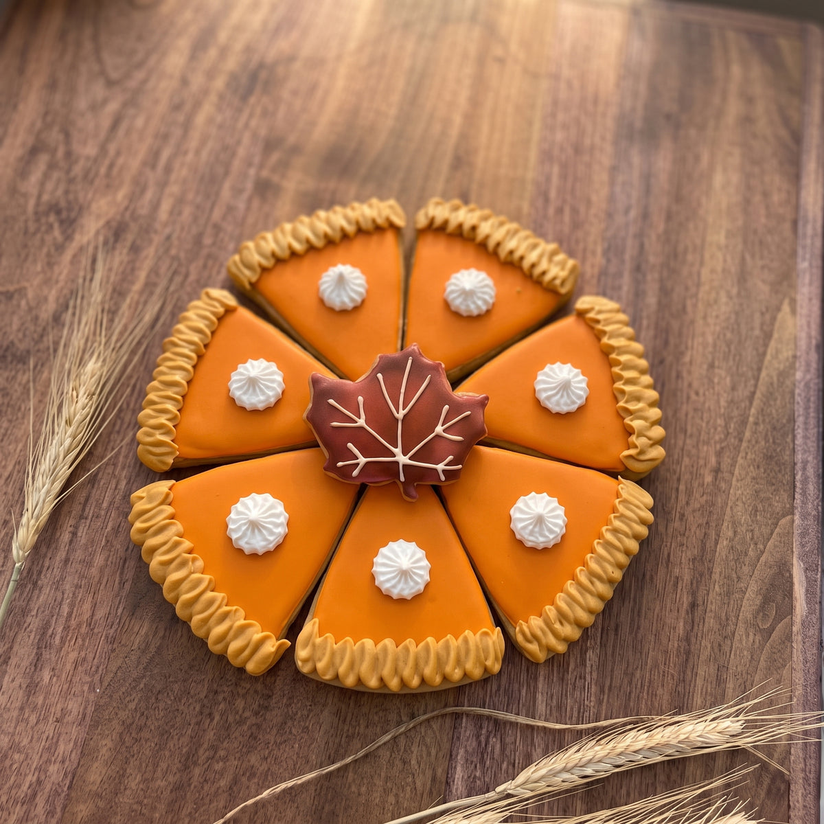 Pumpkin-Pie-Cookie-Gift-Box.jpg	pumpkin-pie-slice-full-2026-v1.jpg